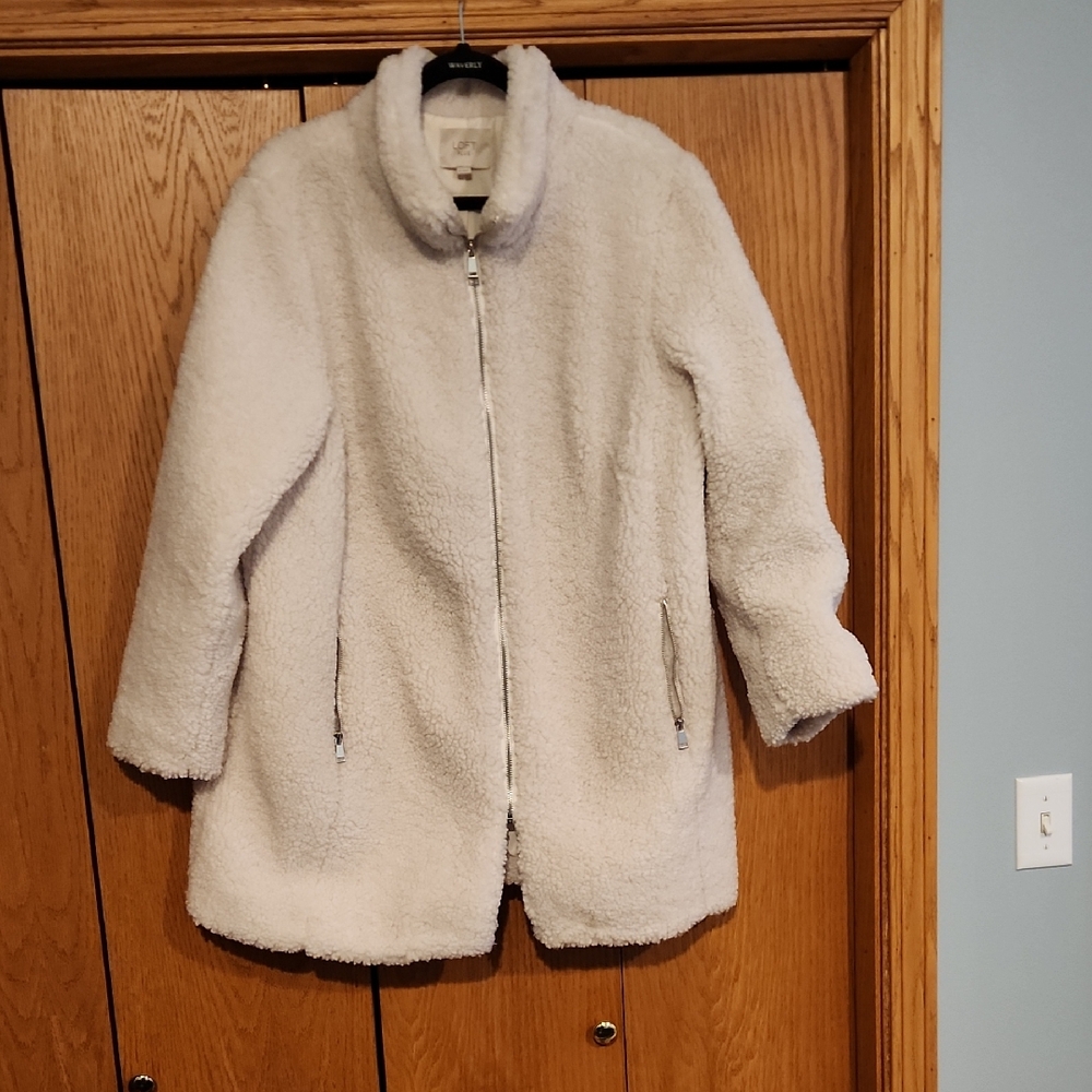 LOFT Cream Teddy Jacket Size 18 Plus, Fully Lined  Worn Only a Few Times